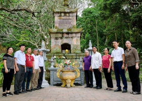 BLL Họ Đồng TP Chí Linh dâng hương tưởng niệm 691 năm ngày viên tịch của Đệ nhị tổ Thiền phái Trúc Lâm Yên Tử Pháp Loa Đồng Kiên Cương (1330 – 2021)