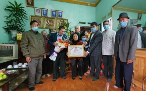 BLL Họ Đồng TP Chí Linh tổ chức mừng thọ các cụ trên 95 tuổi