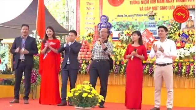 Bài hát: Khúc hòa ca họ Đồng, sáng tác: NSƯT Đồng Văn Minh