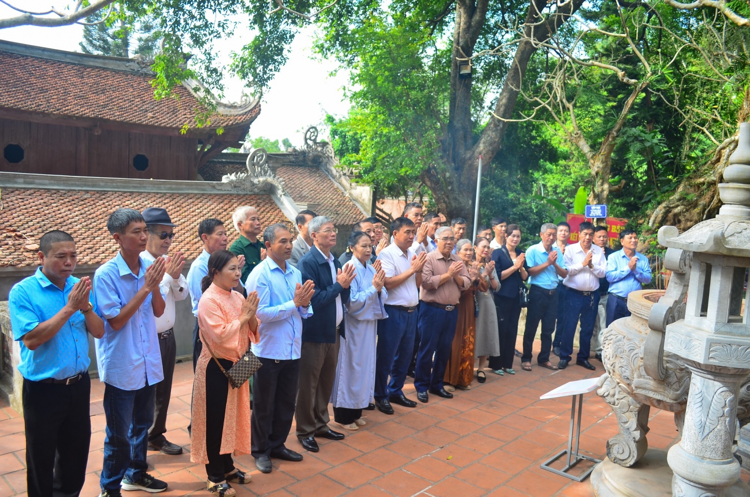 Danh sách đại biểu tham dự và chúc mừng Đại hội đại biểu họ Đồng TP. Chí Linh lần thứ II