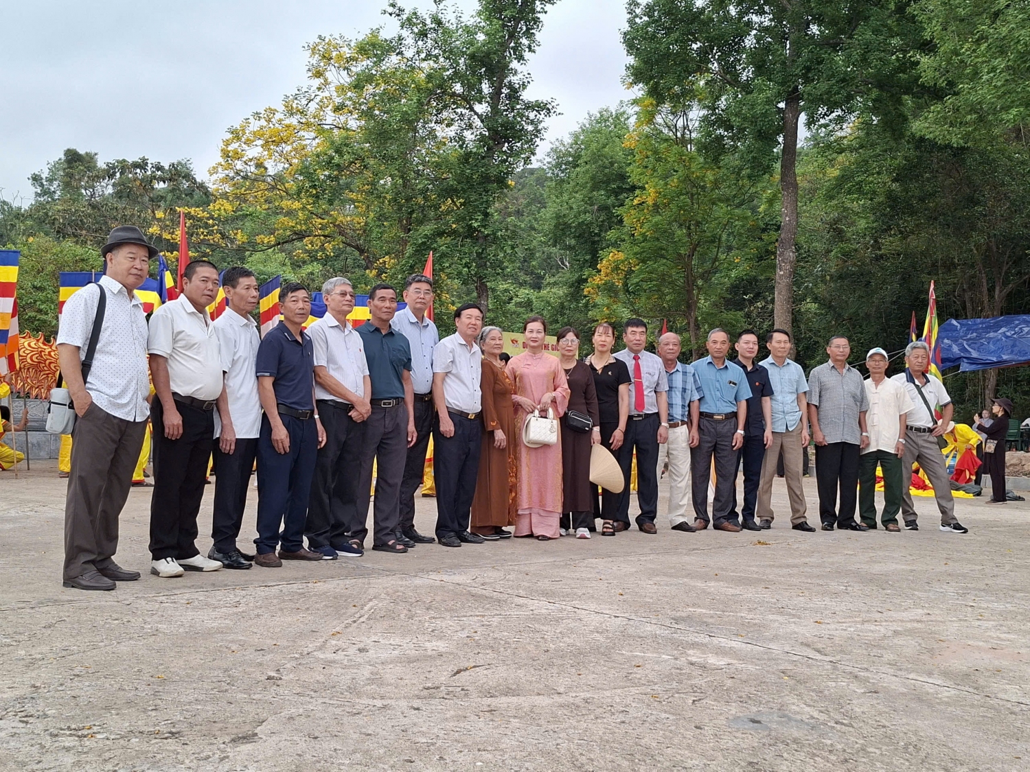 z7736085556821 2d5ad6e1a04543d10c441fbd9d4ebacf